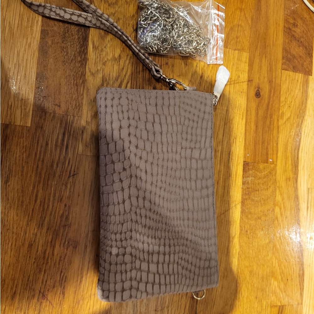 Beige Crocodile Texture Wristlet Clutch